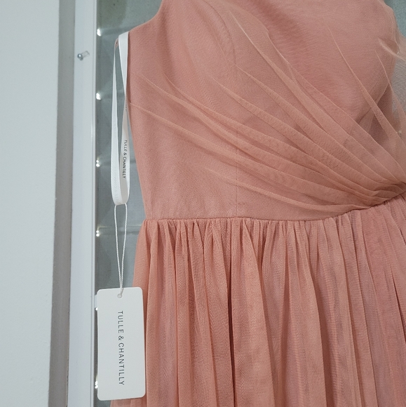 Tulle and Chantilly suit, new unworn, Pink Sorbet color, the measurements in the - Picture 4 of 7